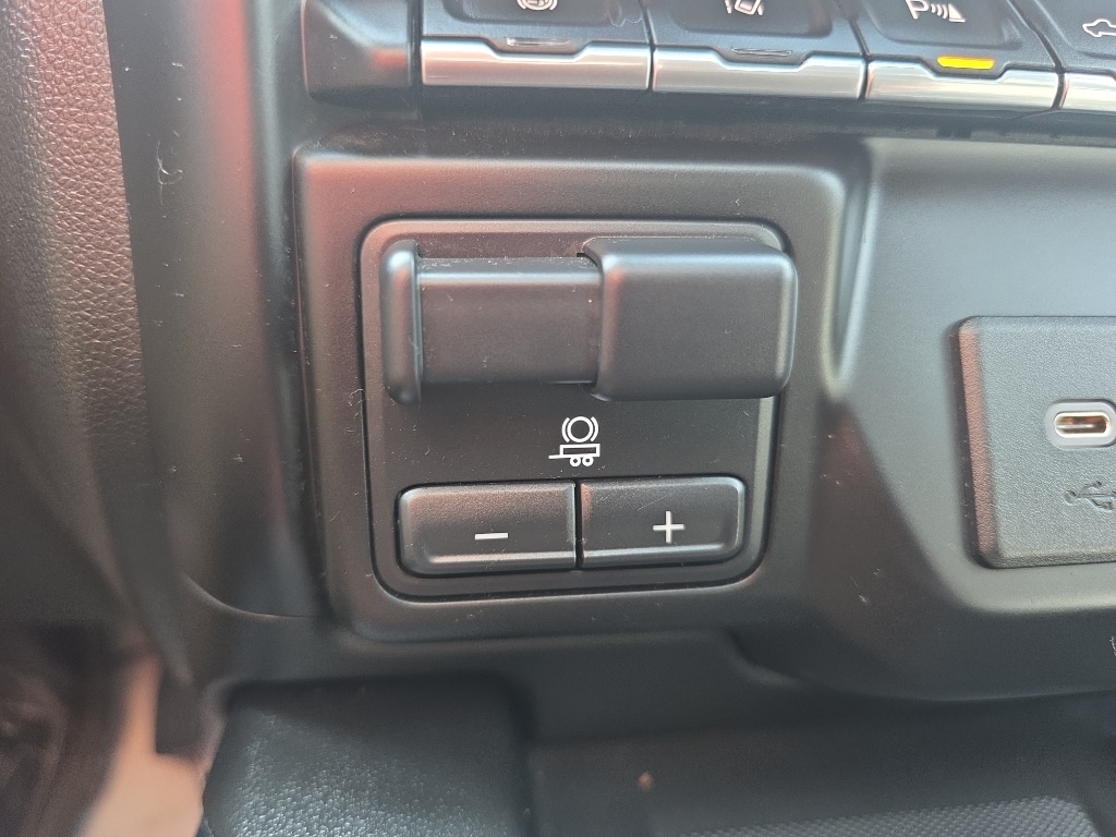 2023 Chevrolet Silverado 2500HD High Country - Photo 34