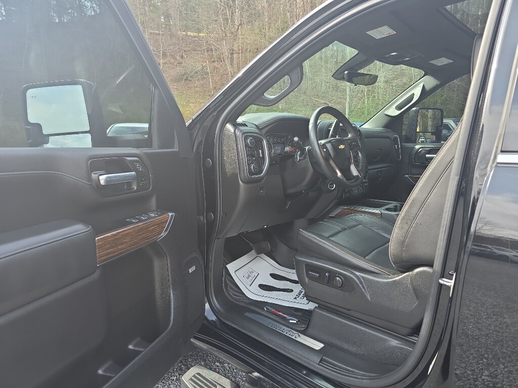 2023 Chevrolet Silverado 2500HD High Country - Photo 16