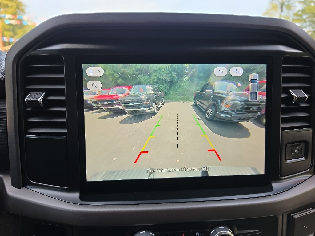 2025 Ford F-150 XLT - Photo 18