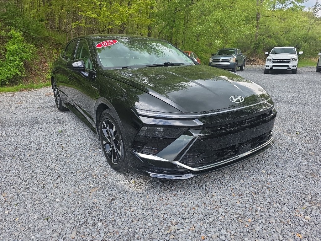 2025 Hyundai Sonata SEL's photo