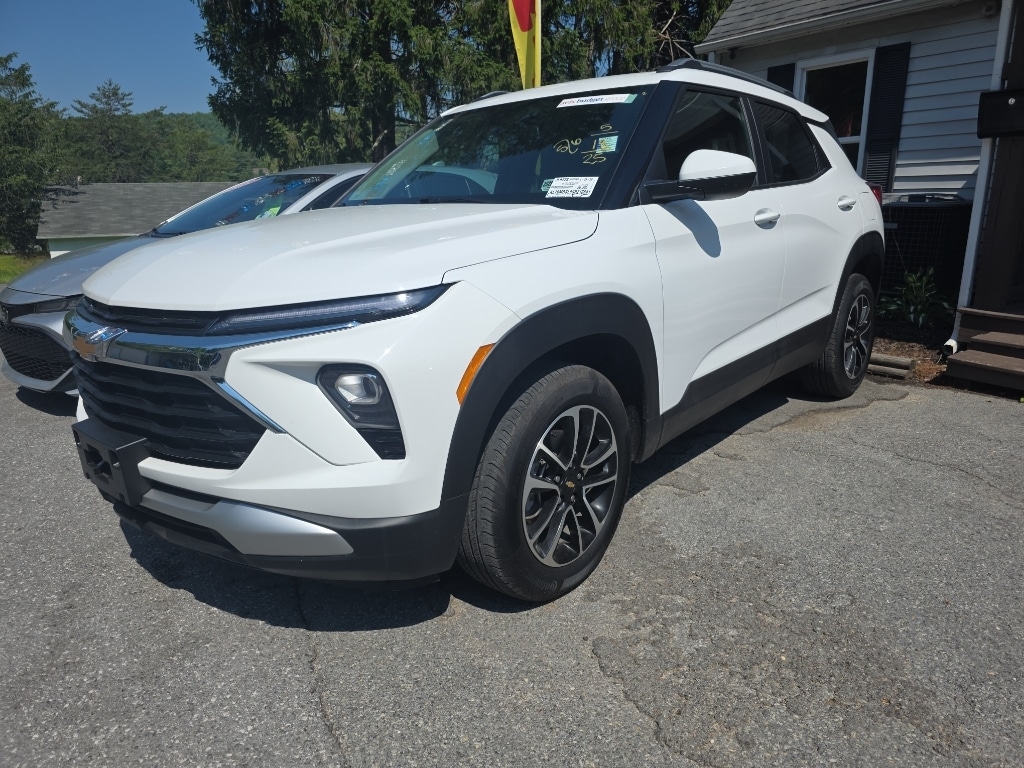 2025 Chevrolet Trailblazer LT AWD's photo