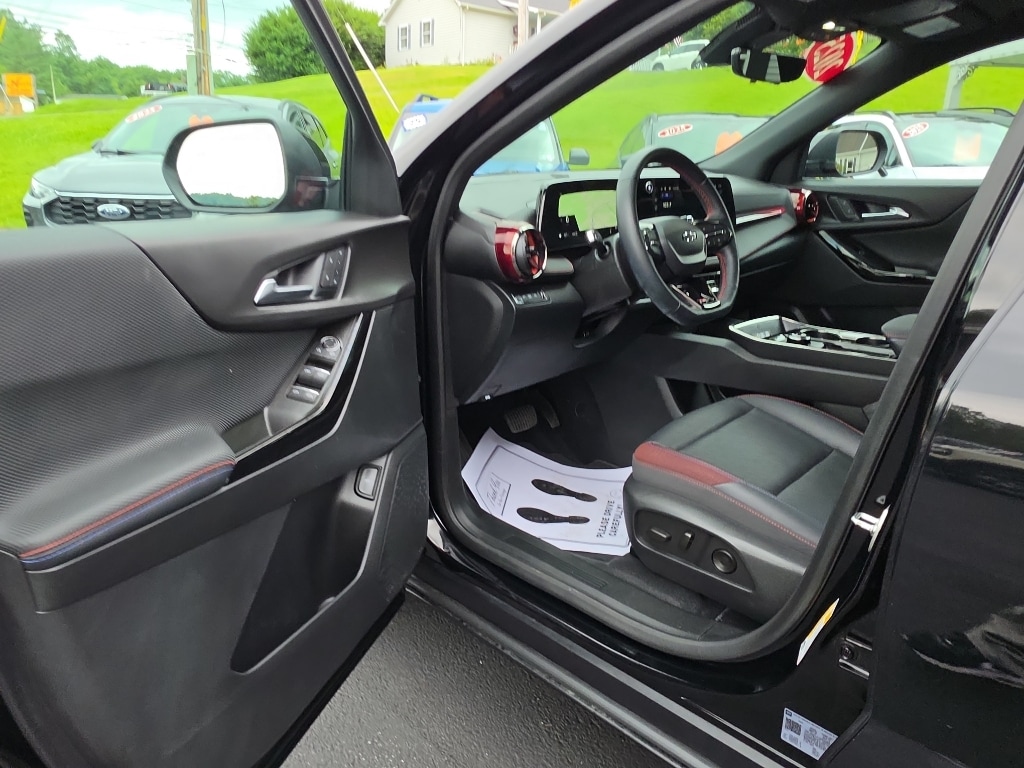 2025 Chevrolet Equinox RS - Photo 11
