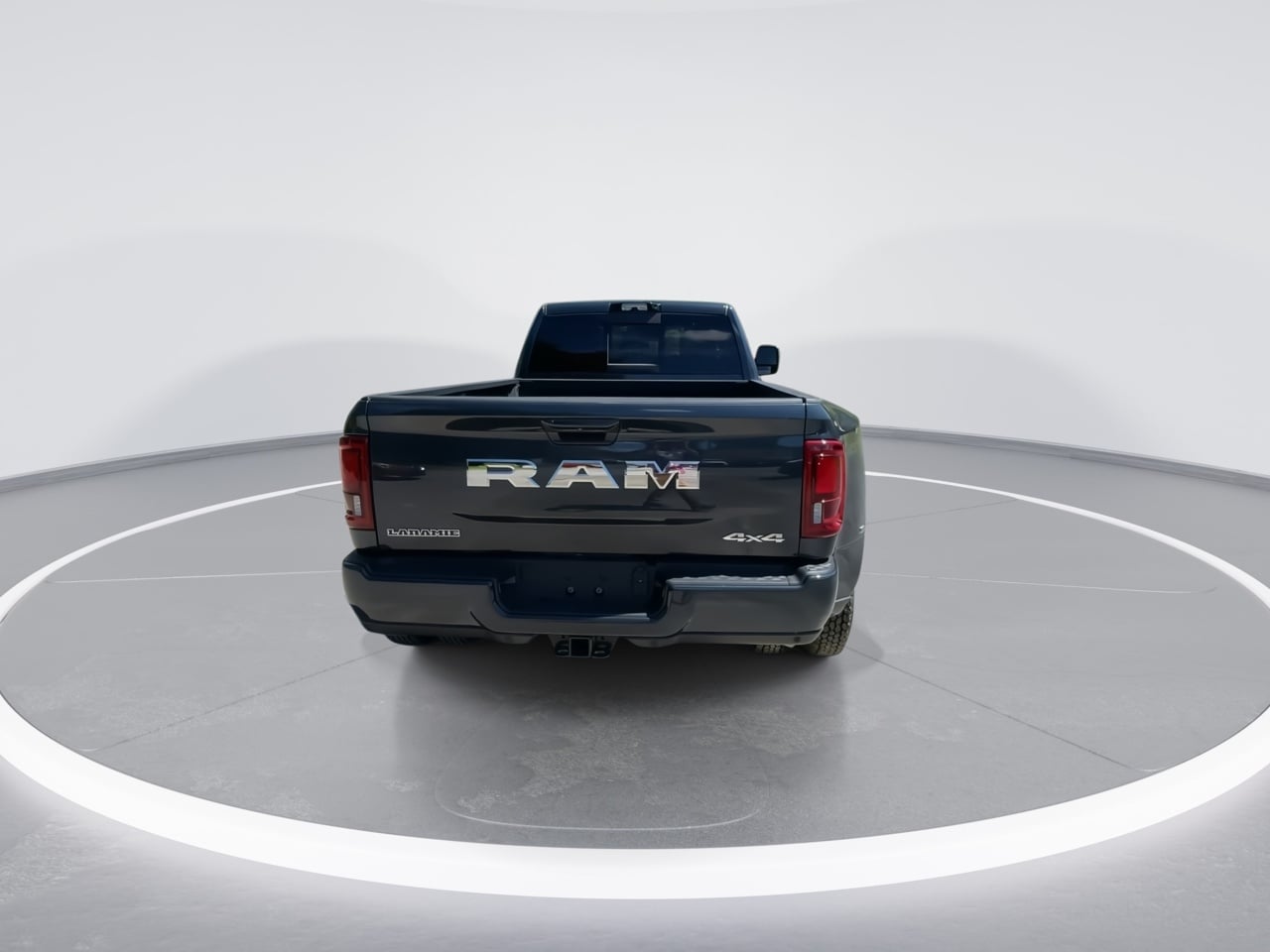 2026 RAM 3500 Laramie - Photo 9