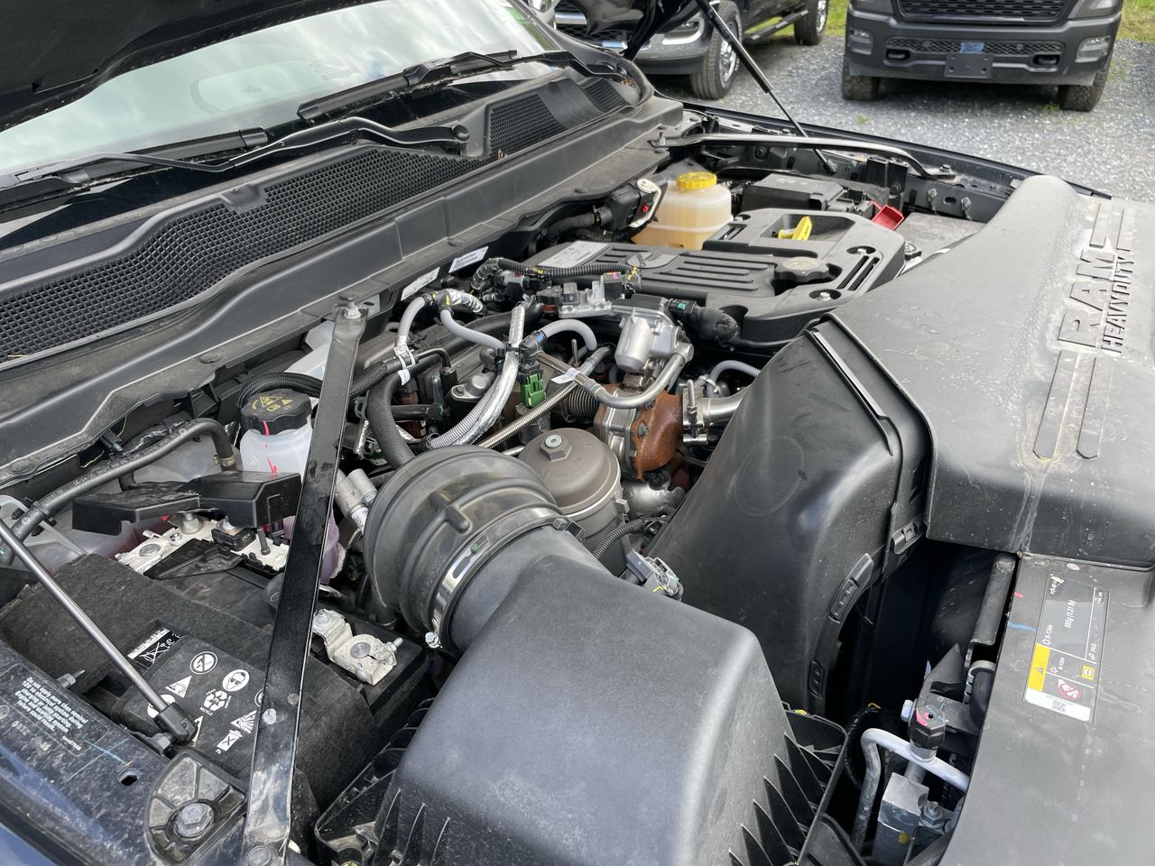 2026 RAM 3500 Laramie - Photo 26