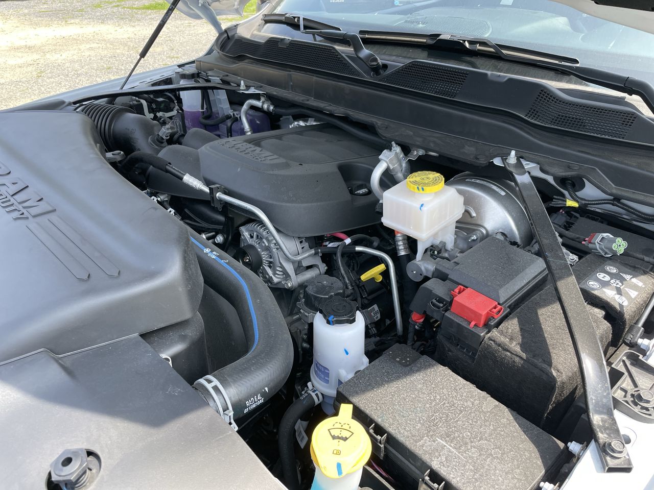 2025 RAM 3500 Chassis Big Horn - Photo 23