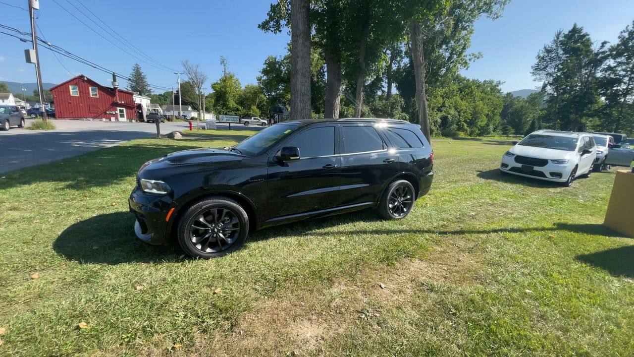 2025 Dodge Durango R/T Blacktop photo 2