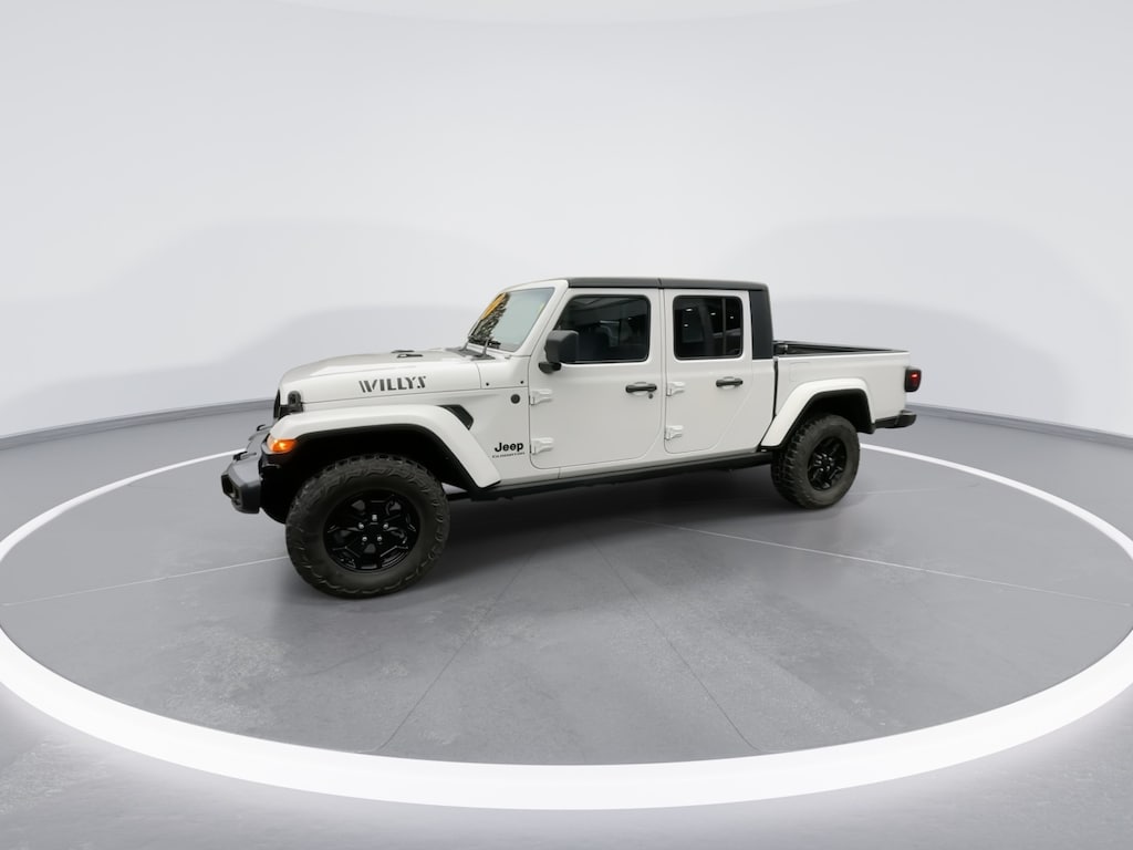 Used 2022 Jeep Gladiator Willys Truck