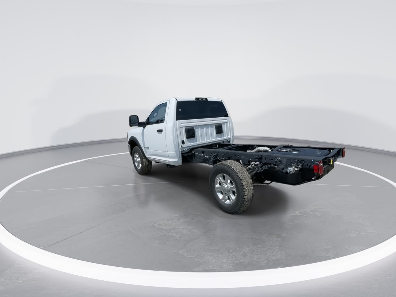 2025 RAM 3500 Chassis Big Horn - Photo 7