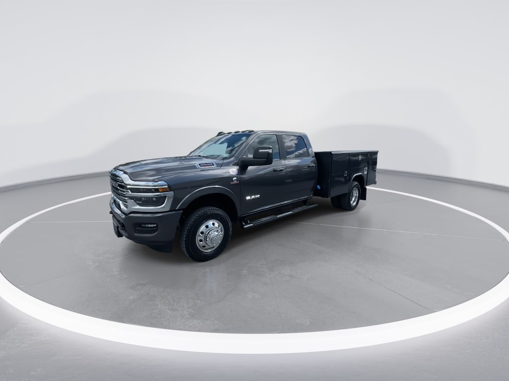 New 2026 Ram 3500 Chassis Cab BIG HORN CREW 4X4 60' CA Pickup