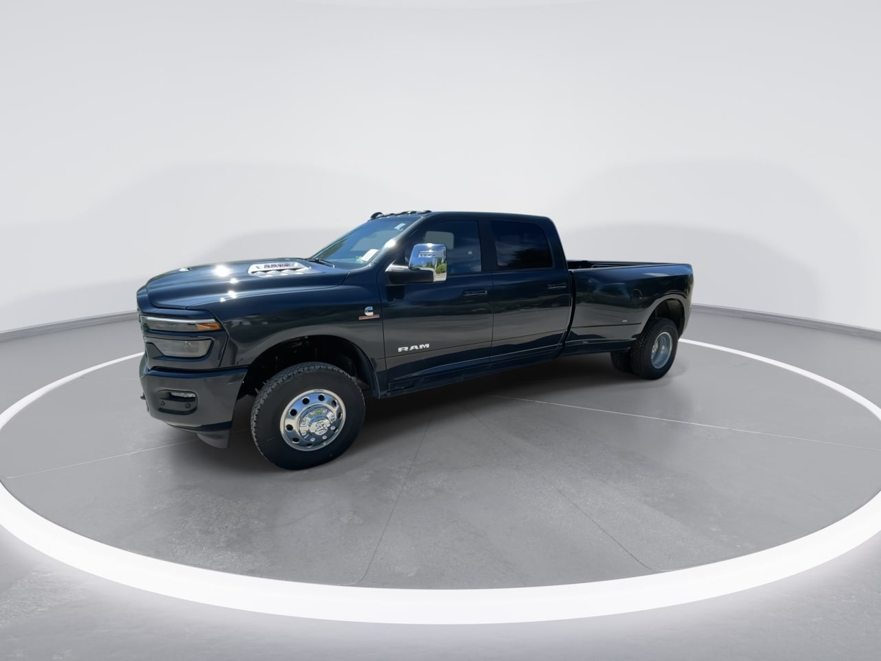 2026 RAM 3500 Laramie - Photo 6