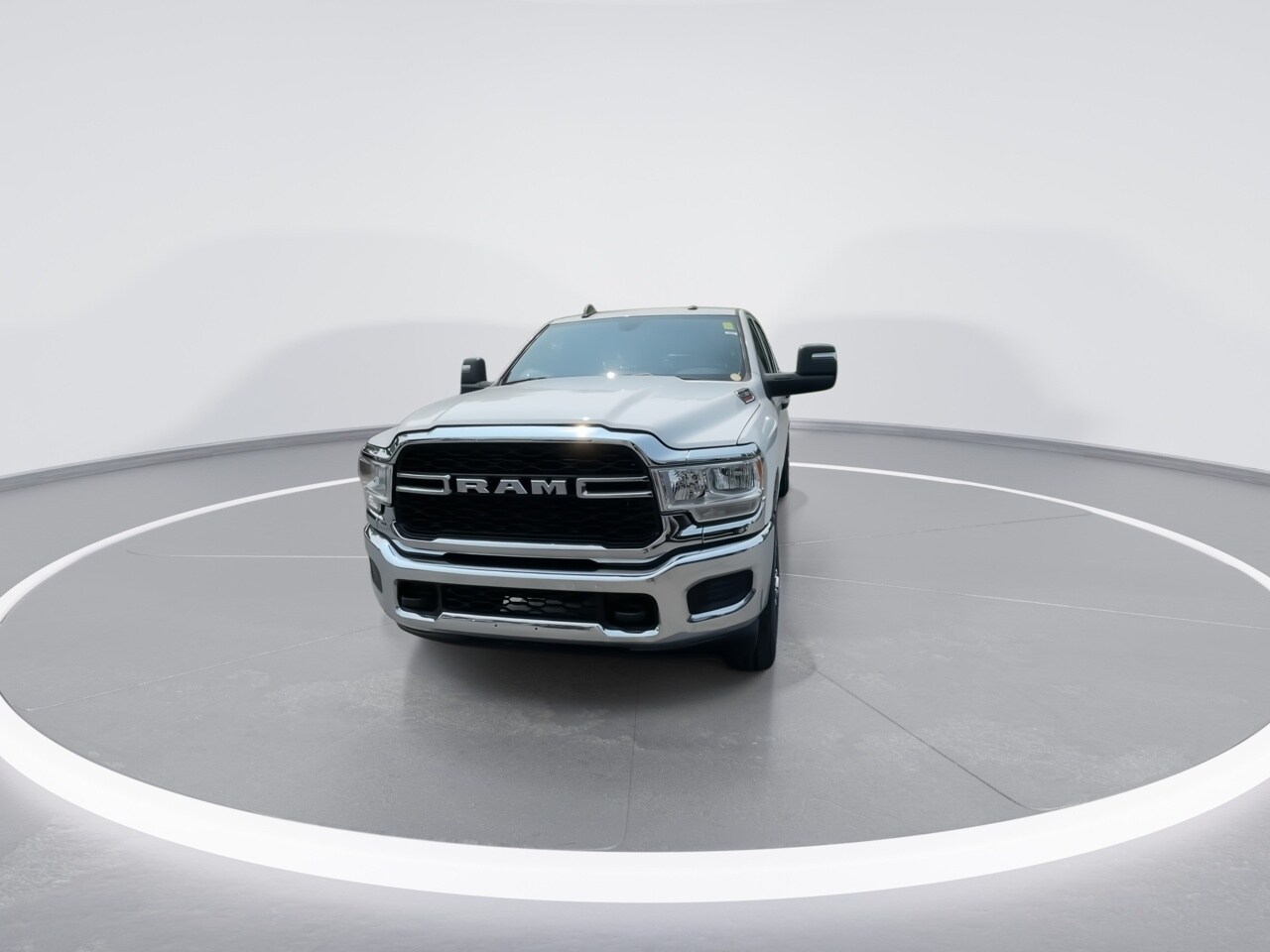 2023 Ram 2500 Tradesman photo 3