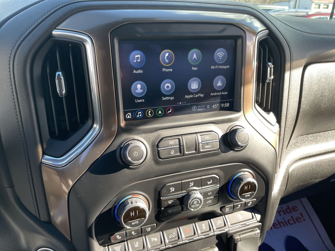 2022 Chevrolet Silverado 3500HD High Country - Photo 32