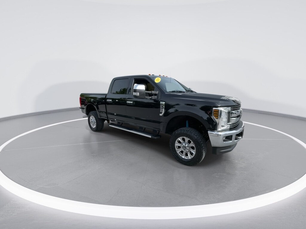 Used 2018 Ford F-250 Super Duty XLT Truck