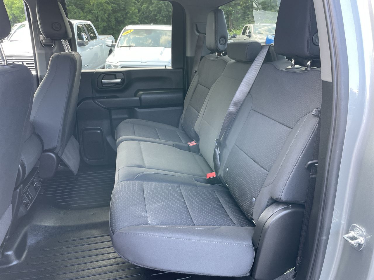 2025 GMC Sierra 3500HD Pro - Photo 37