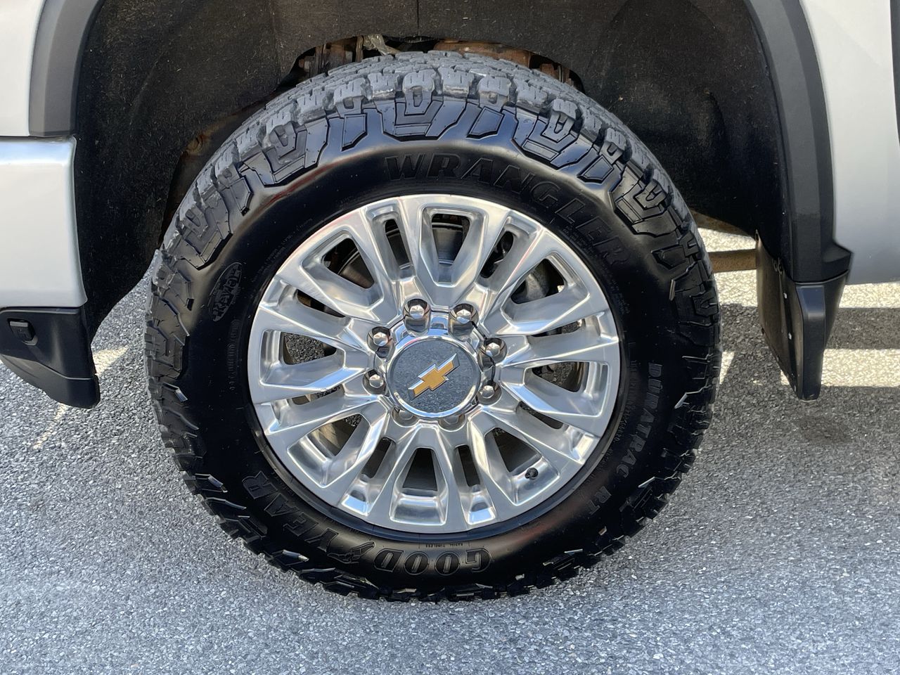 2022 Chevrolet Silverado 3500HD High Country - Photo 26