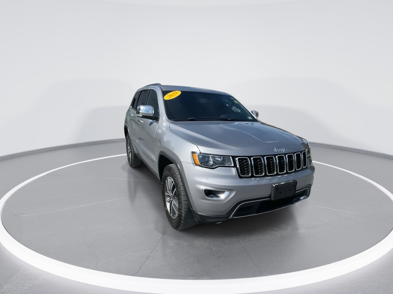 2019 Jeep Grand Cherokee Limited photo 2