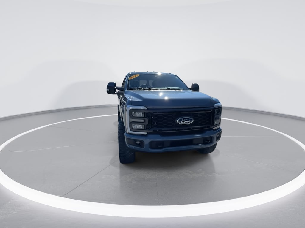 Used 2023 Ford F-250 Super Duty Lariat Truck