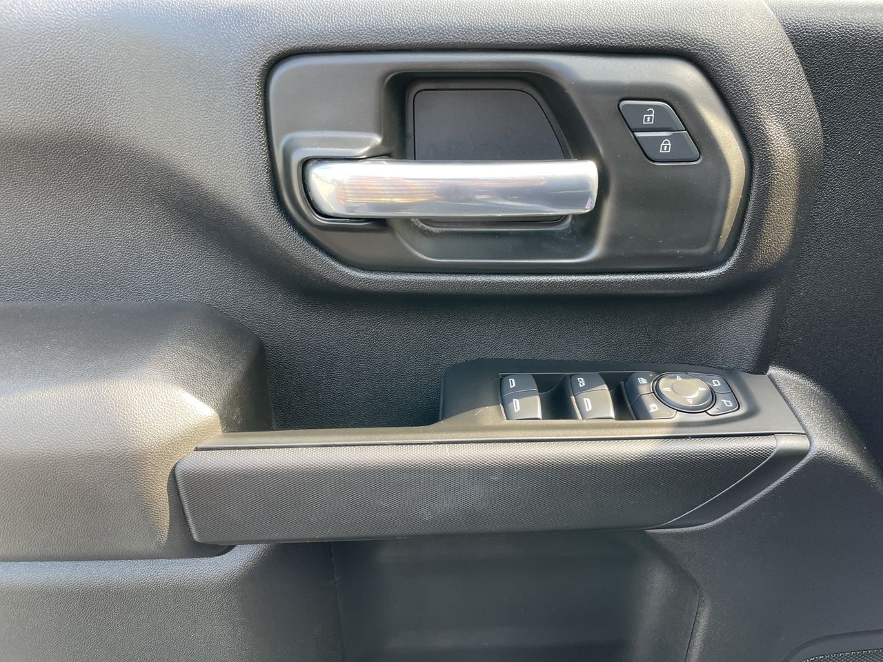 2025 GMC Sierra 3500HD Pro - Photo 29