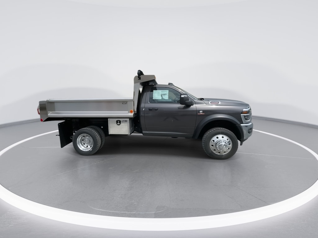New 2026 Ram 5500 Chassis Cab TRADESMAN REGULAR 4X4 60' CA Pickup