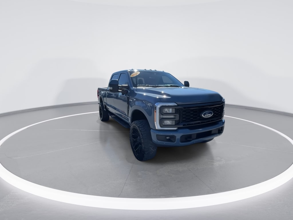 Used 2023 Ford F-250 Super Duty Lariat Truck