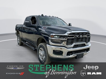 2026 Ram 2500 TRADESMAN CREW CAB 4X4 6'4 BOX Pickup