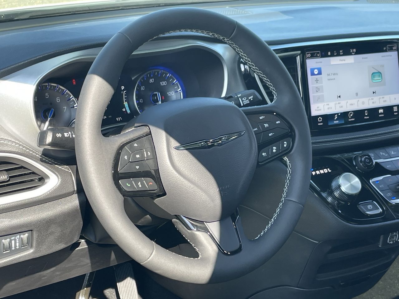 2024 Chrysler Pacifica Touring L - Photo 30