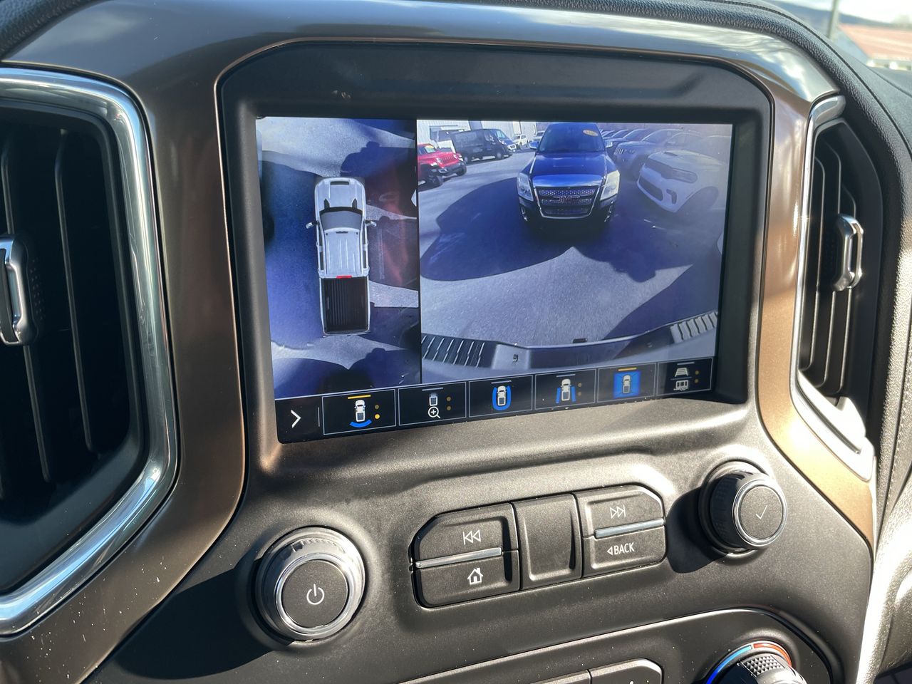 2022 Chevrolet Silverado 3500HD High Country - Photo 33