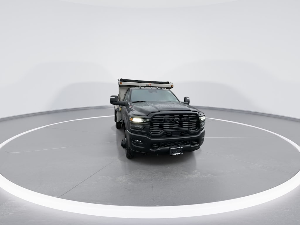 New 2025 Ram 3500 Chassis Cab TRADESMAN REGULAR 4X4 60' CA Pickup