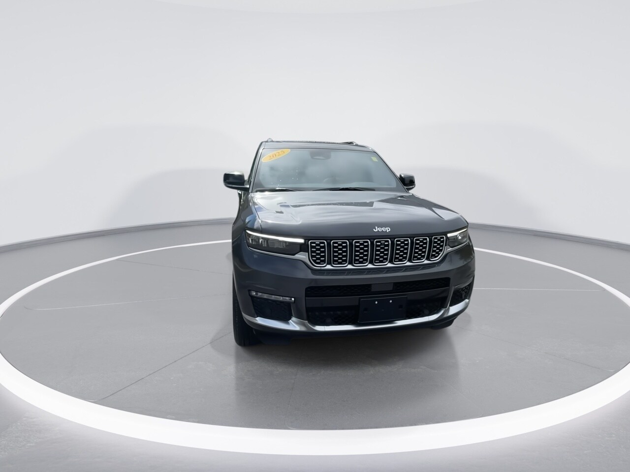 2025 Jeep Grand Cherokee L Summit photo 4