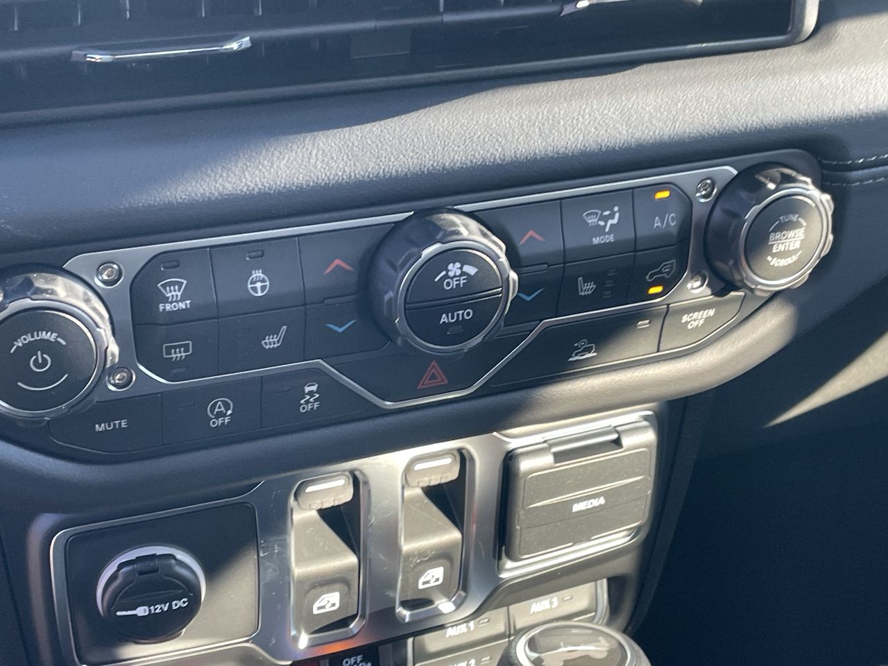 2026 Jeep Wrangler 2-Door Rubicon - Photo 34