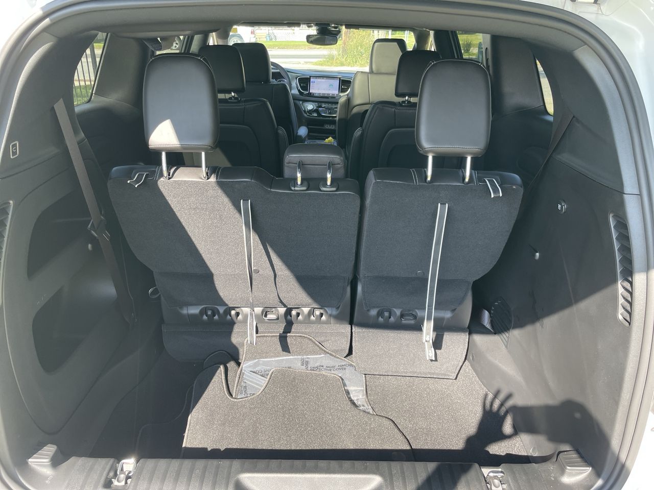 2024 Chrysler Pacifica Touring L - Photo 40