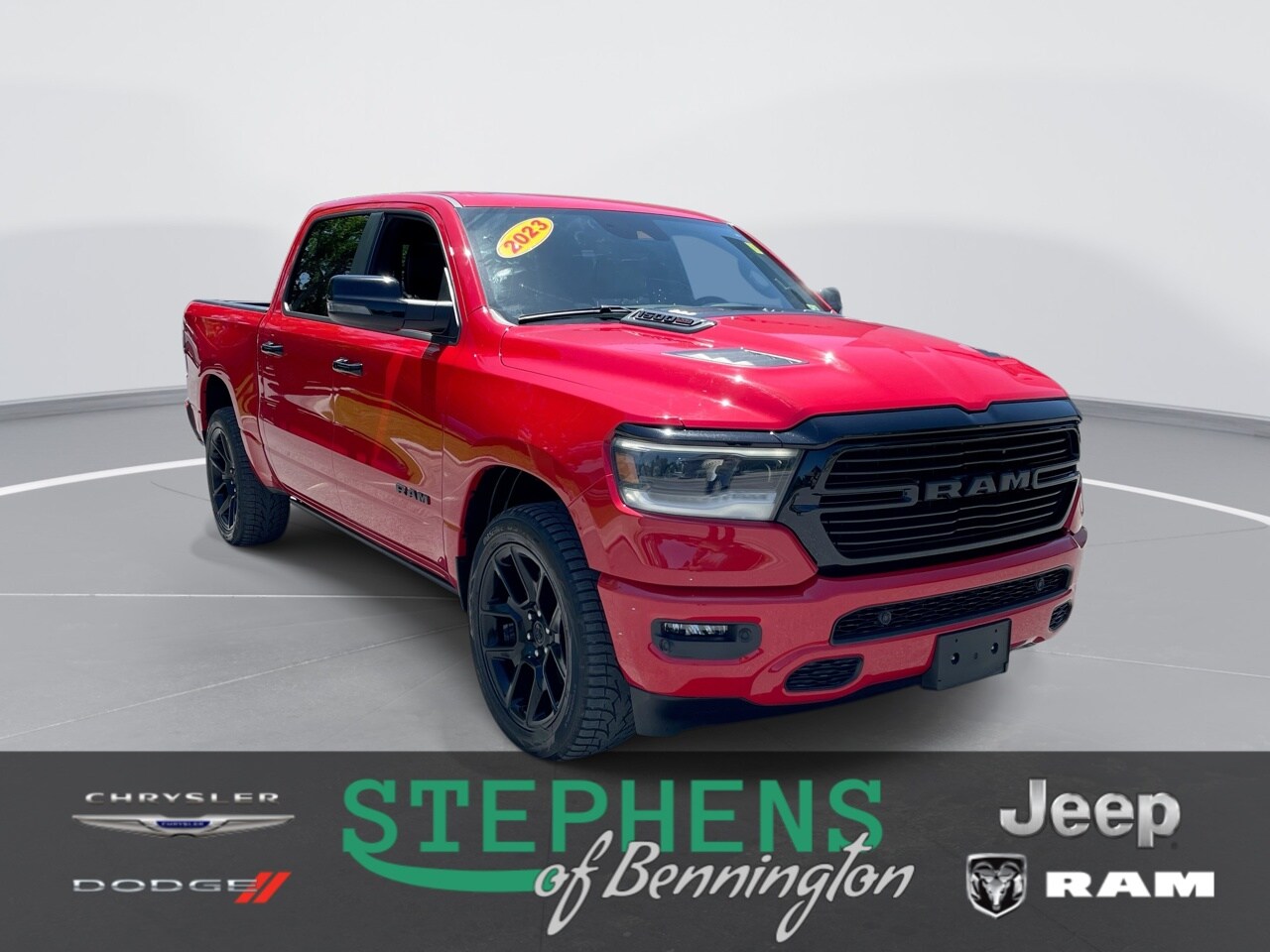 2023 RAM 1500 Laramie 4x4 Crew Cab 5'7's photo