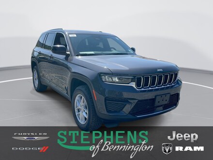 2025 Jeep Grand Cherokee LAREDO X 4X4 Sport Utility