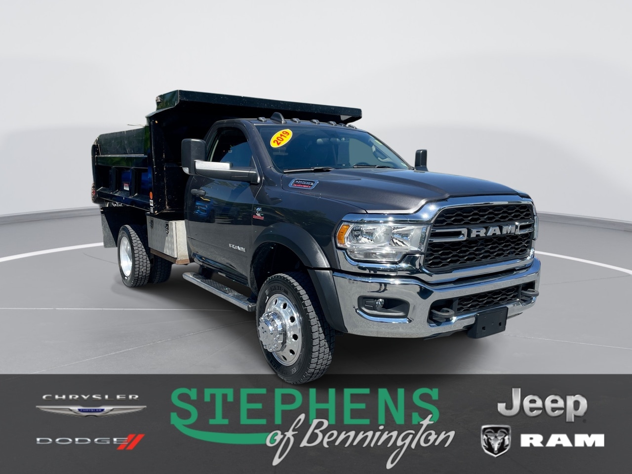 2019 RAM 5500 Tradesman 4X4 Reg Cab SWB DRW 145" WB's photo