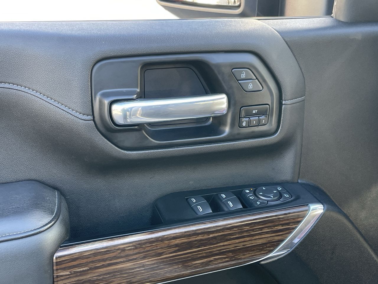 2022 Chevrolet Silverado 3500HD High Country - Photo 29