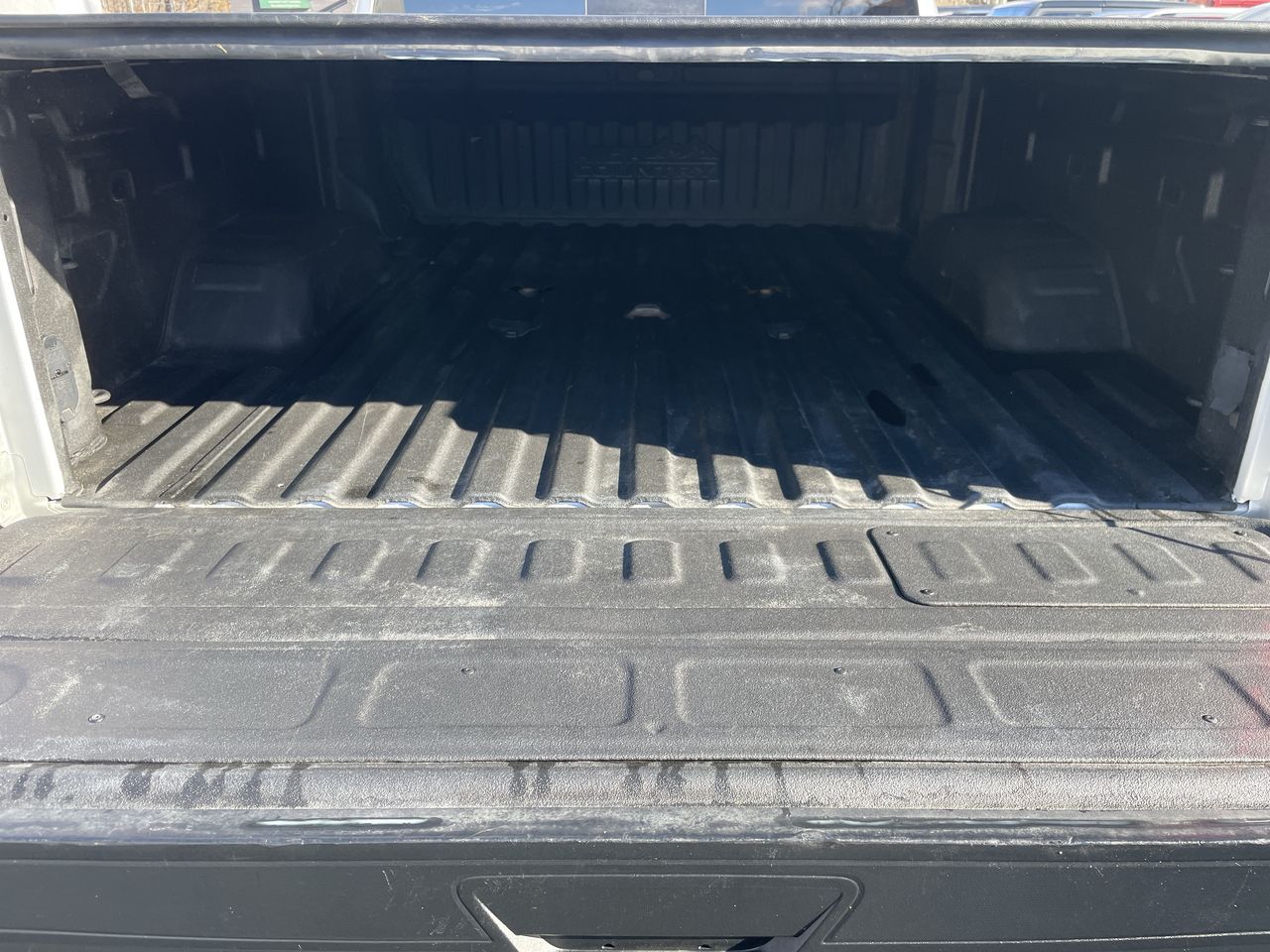 2022 Chevrolet Silverado 3500HD High Country - Photo 39