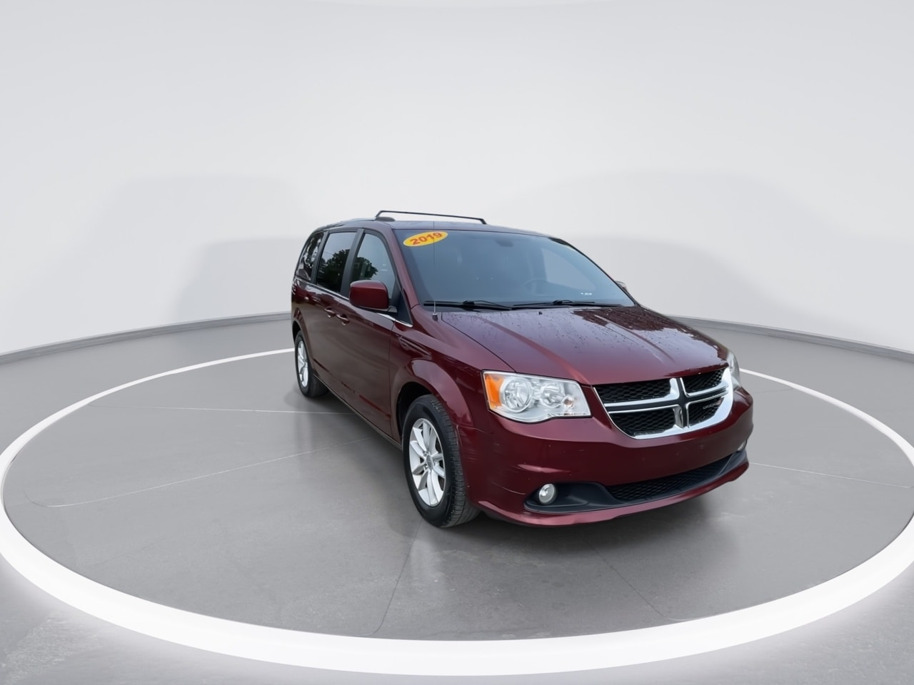 Used 2019 Dodge Grand Caravan SXT with VIN 2C4RDGCG6KR563849 for sale in Bennington, VT