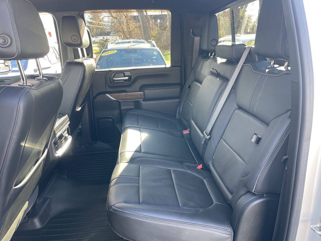 2022 Chevrolet Silverado 3500HD High Country - Photo 38