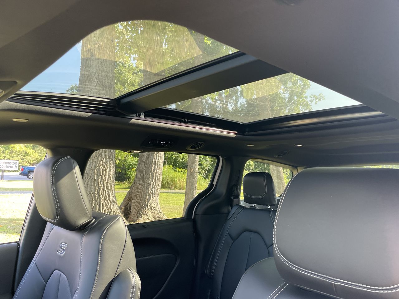 2024 Chrysler Pacifica Touring L - Photo 37