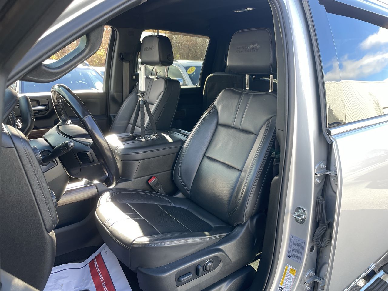 2022 Chevrolet Silverado 3500HD High Country - Photo 27