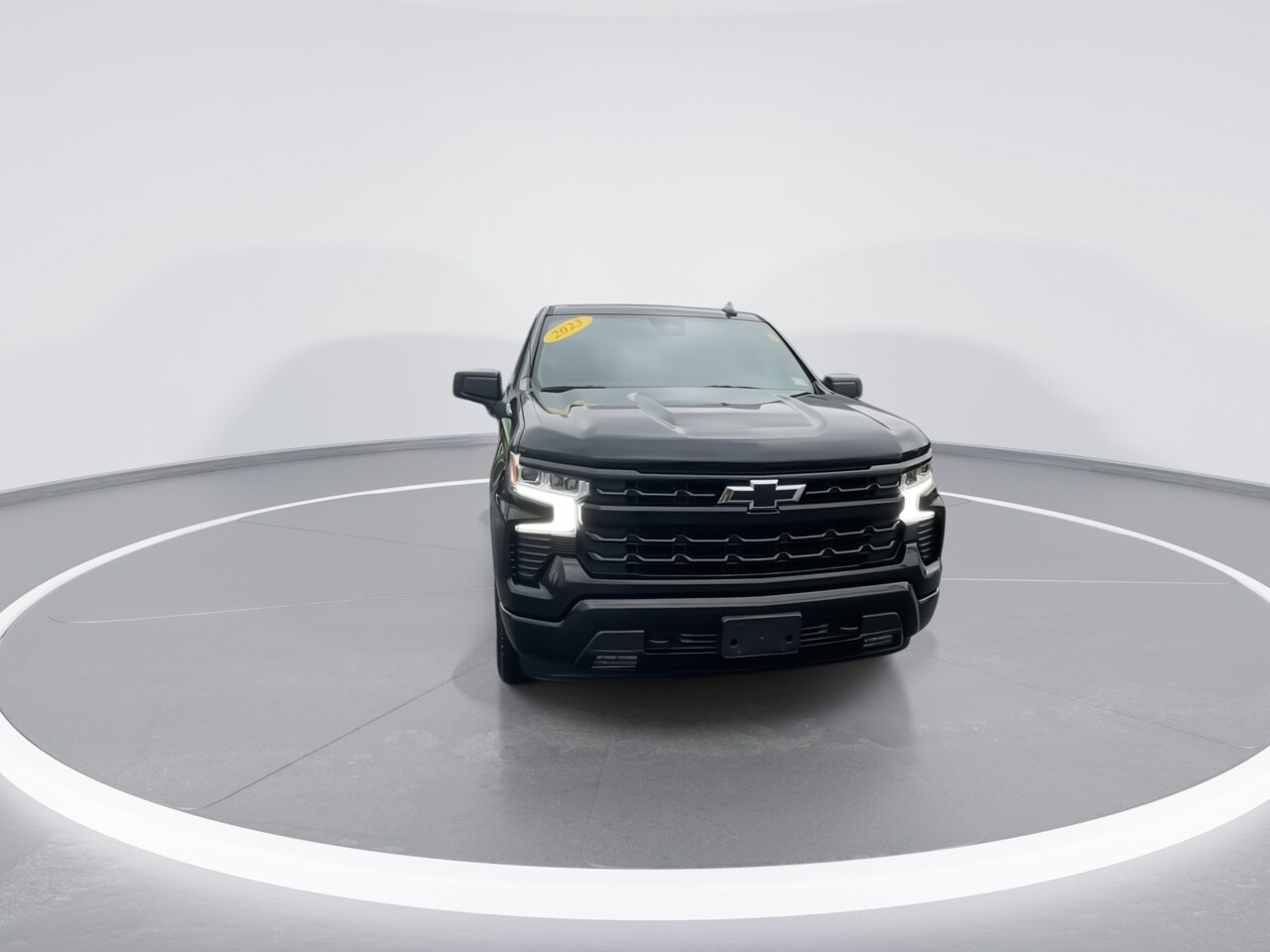 2023 Chevrolet Silverado 1500 RST photo 2