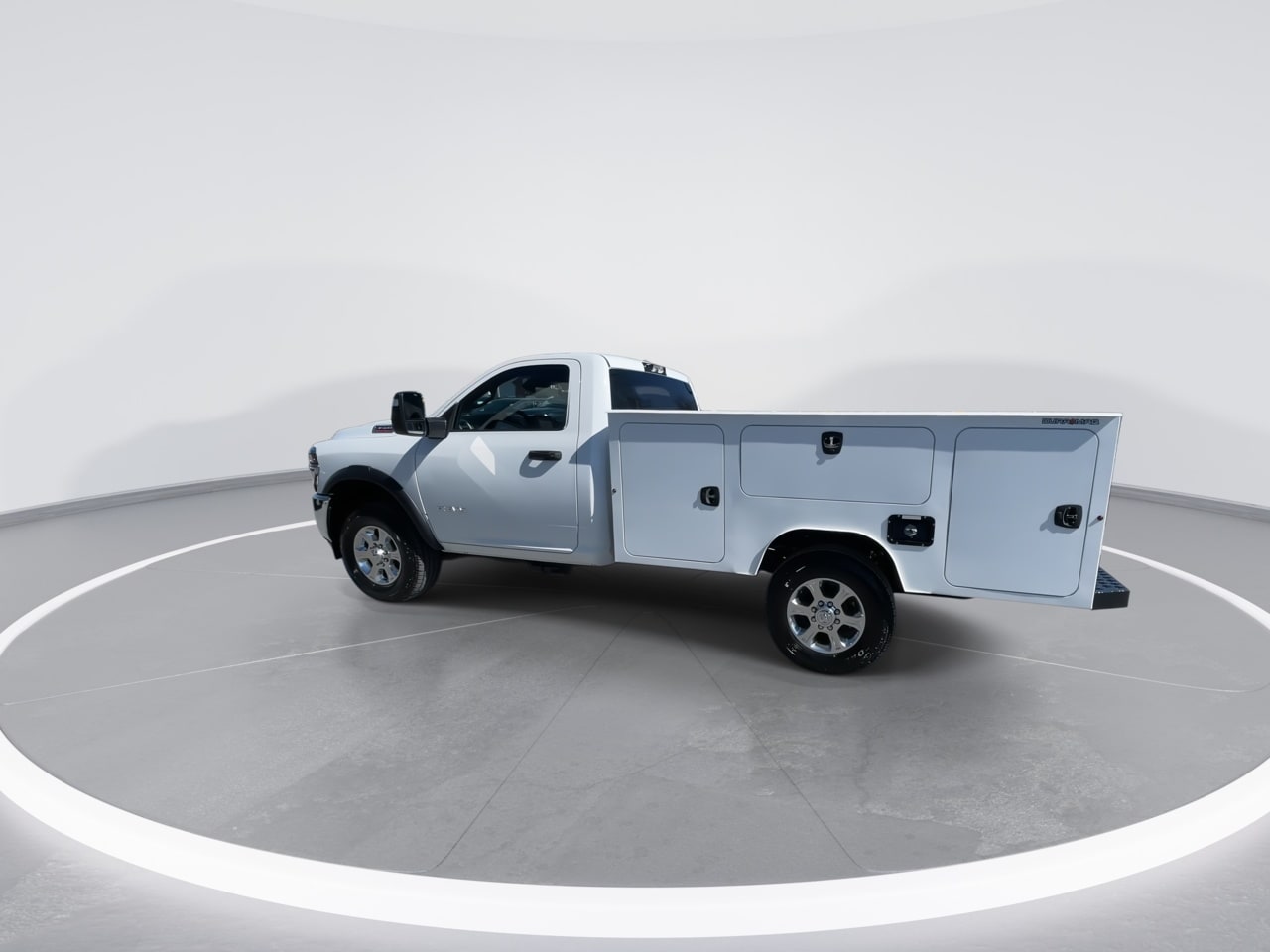 2025 RAM 3500 Chassis Big Horn - Photo 11