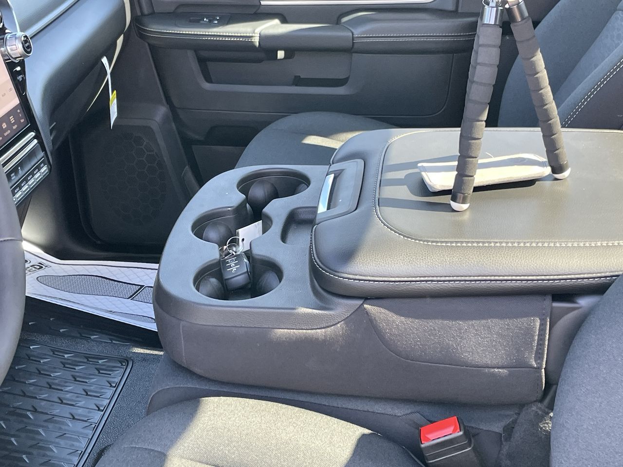 2025 RAM 3500 Chassis Big Horn - Photo 35