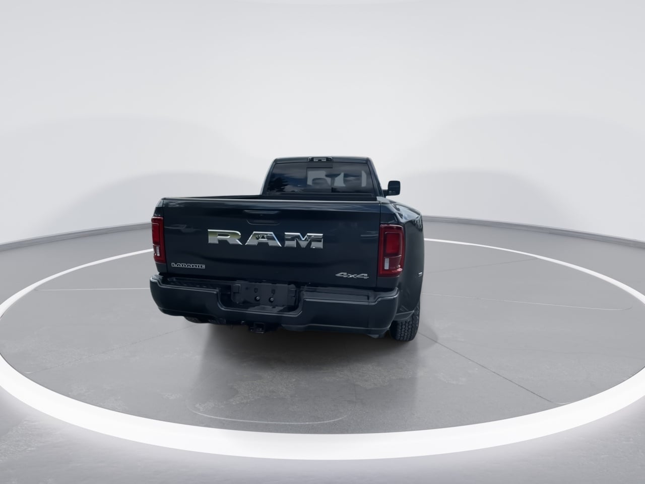 2026 RAM 3500 Laramie - Photo 7