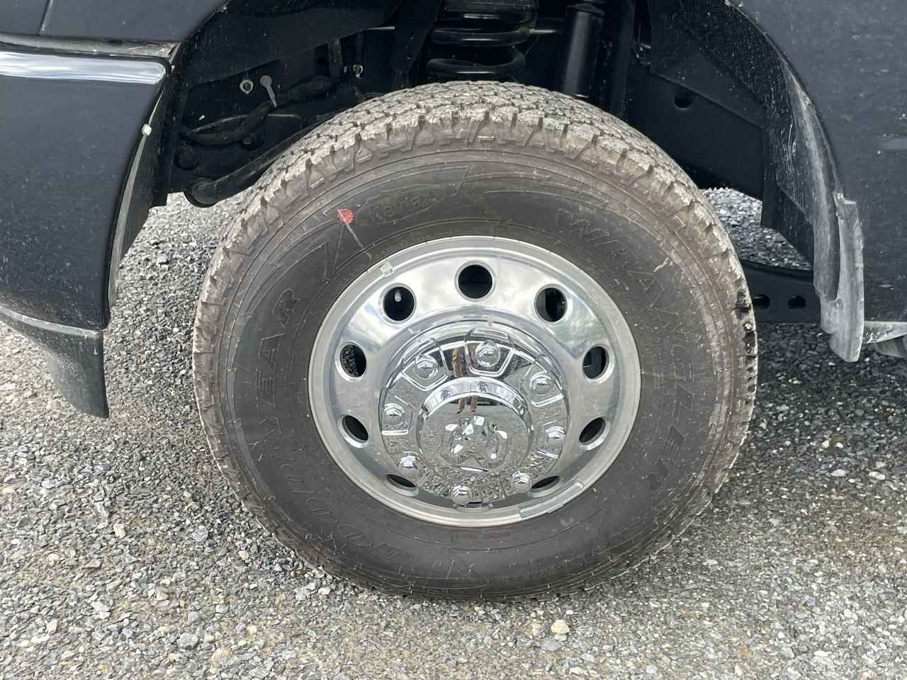 2026 RAM 3500 Laramie - Photo 10
