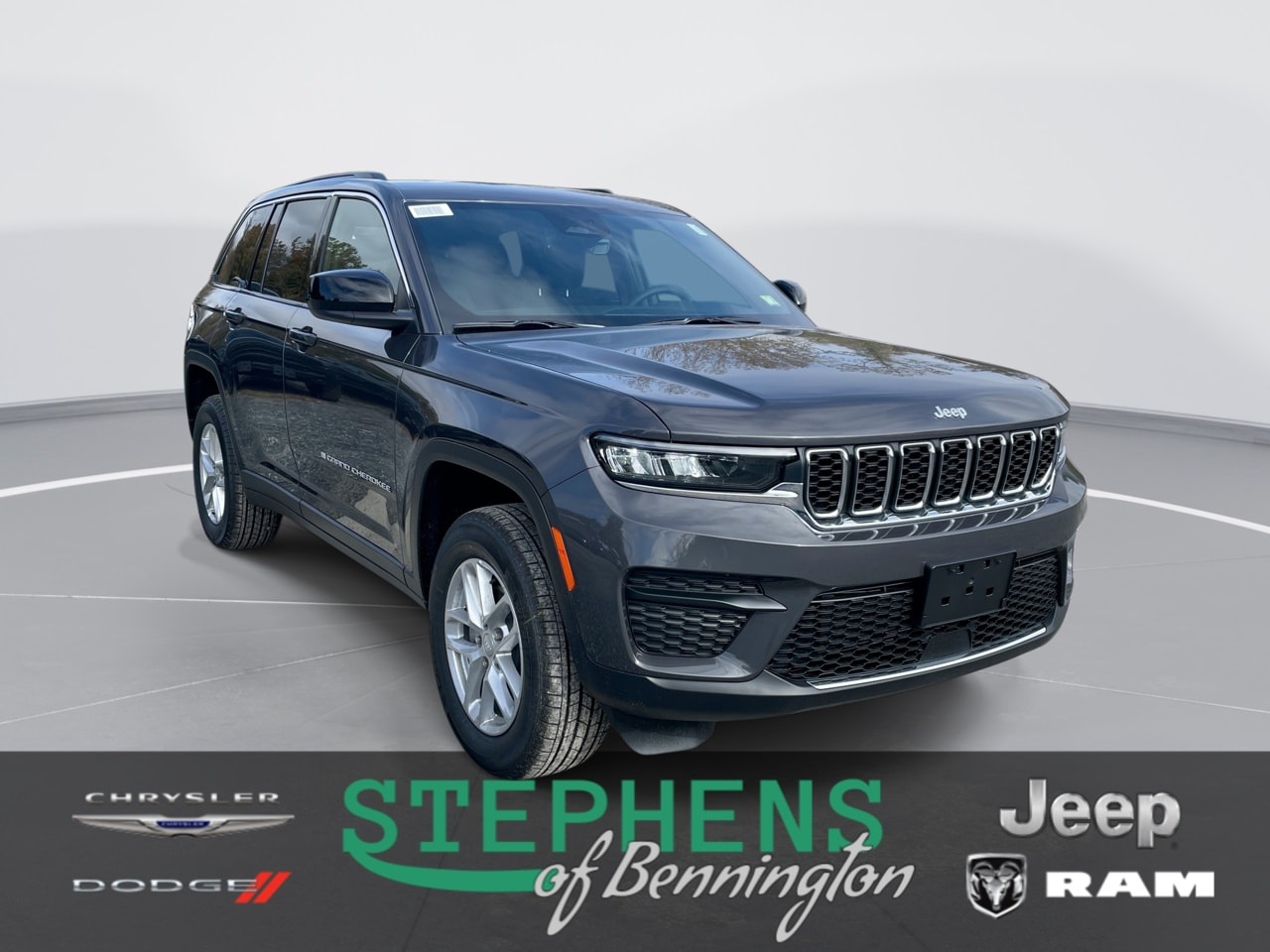 2025 Jeep Grand Cherokee Laredo's photo