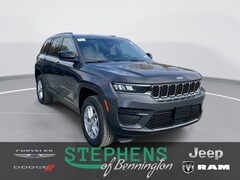 2025 Jeep Grand Cherokee LAREDO X 4X4 Sport Utility