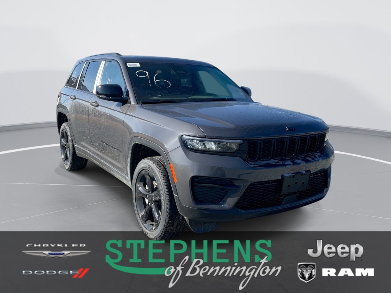 2025 Jeep Grand Cherokee Altitude's photo