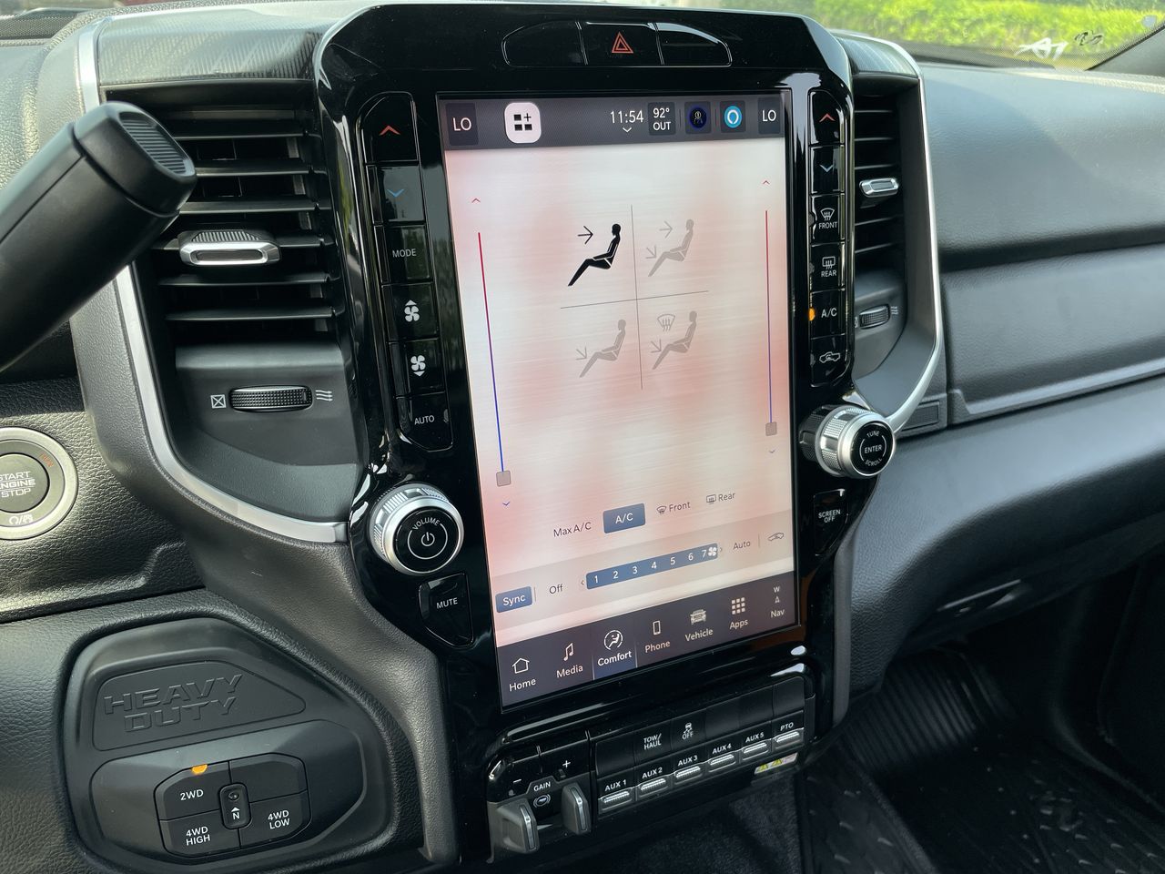 2025 RAM 3500 Chassis Big Horn - Photo 18