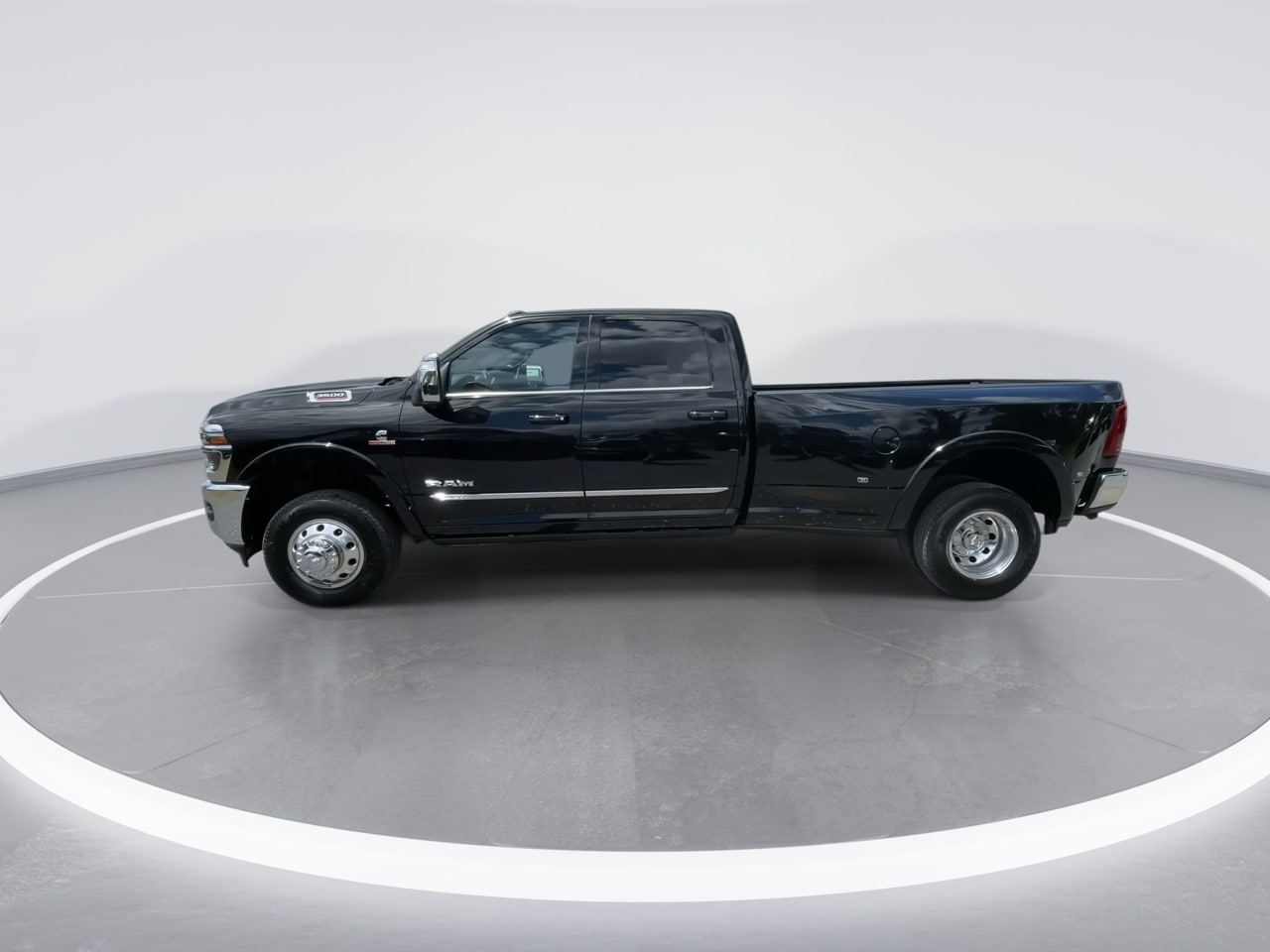 2026 RAM 3500 Limited - Photo 6